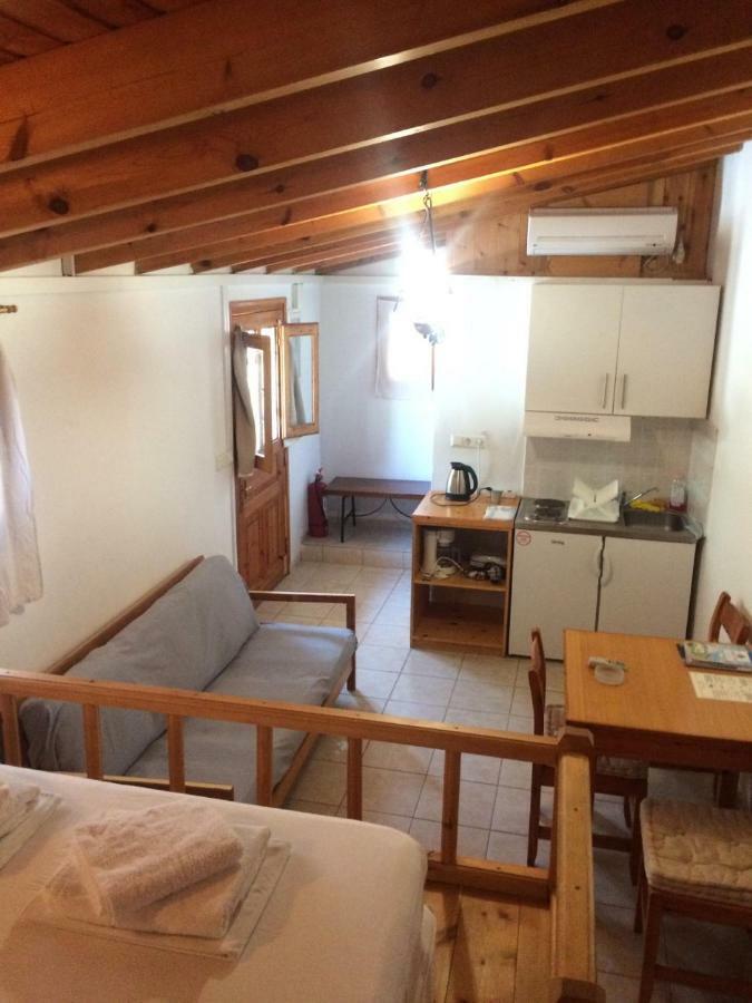 Appartamento Panorama Thea Sými Esterno foto